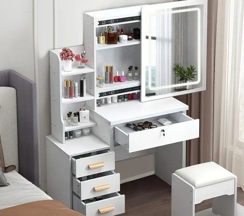 Dressing table with - dressing,